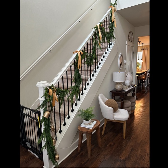 Afloral Norfolk 15ft garland - Picture 2 of 3